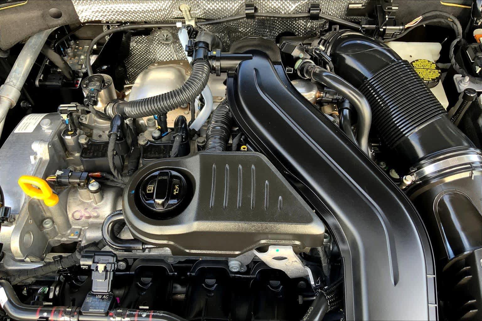 Used 2025 Volkswagen Jetta Sport image 32