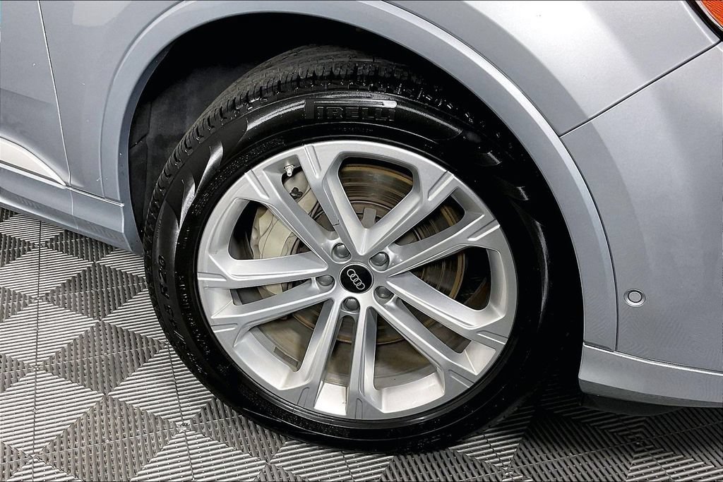 Used 2025 Audi Q7 3.0T Premium Plus AWD/4WD image 10
