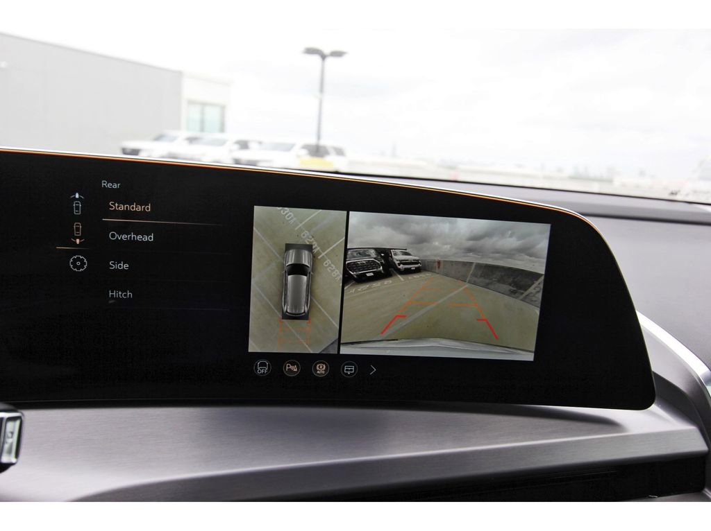 New 2026 Cadillac Vistiq Luxury AWD/4WD image 18