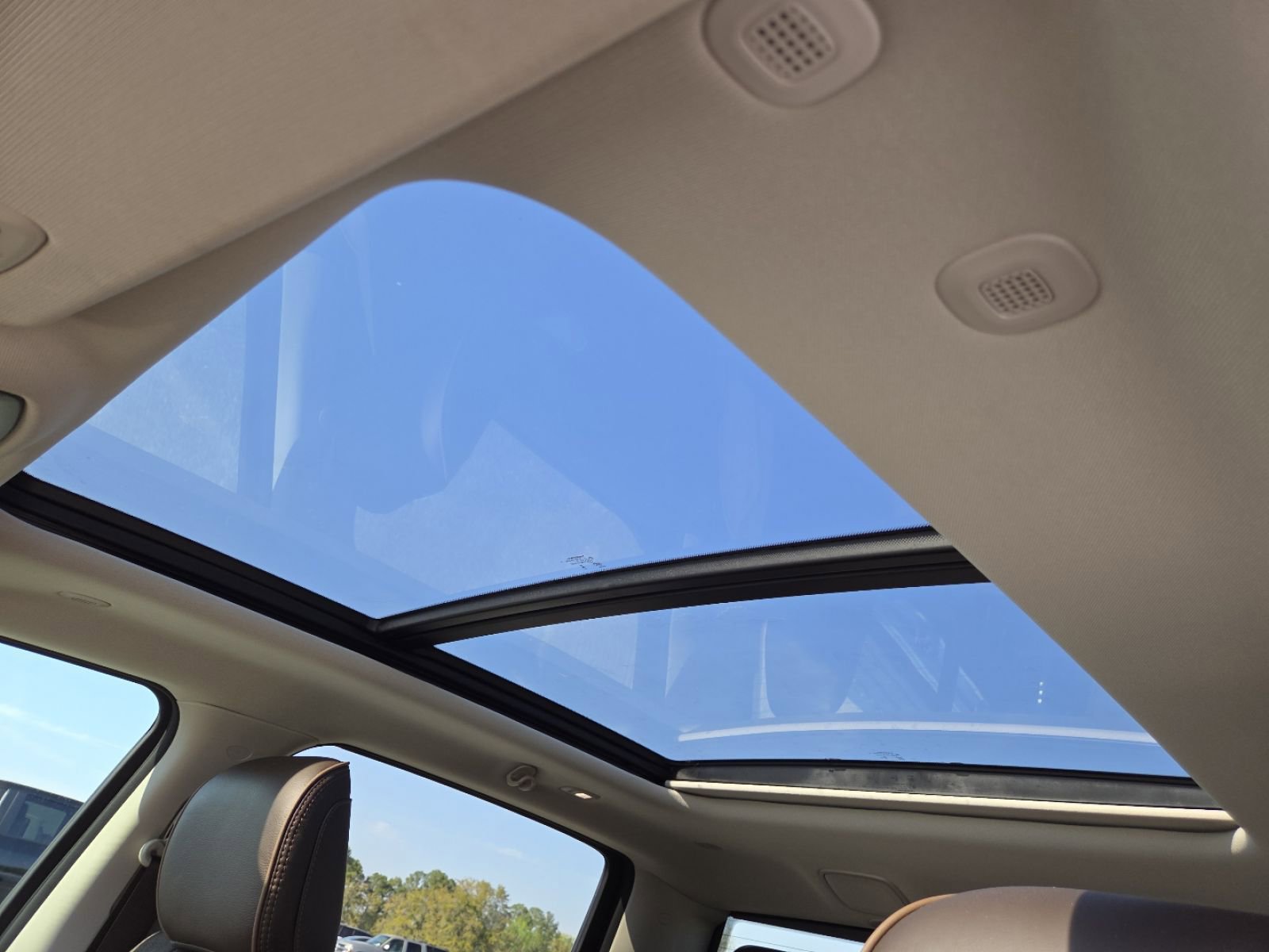 Used 2025 RAM 1500 Limited image 4