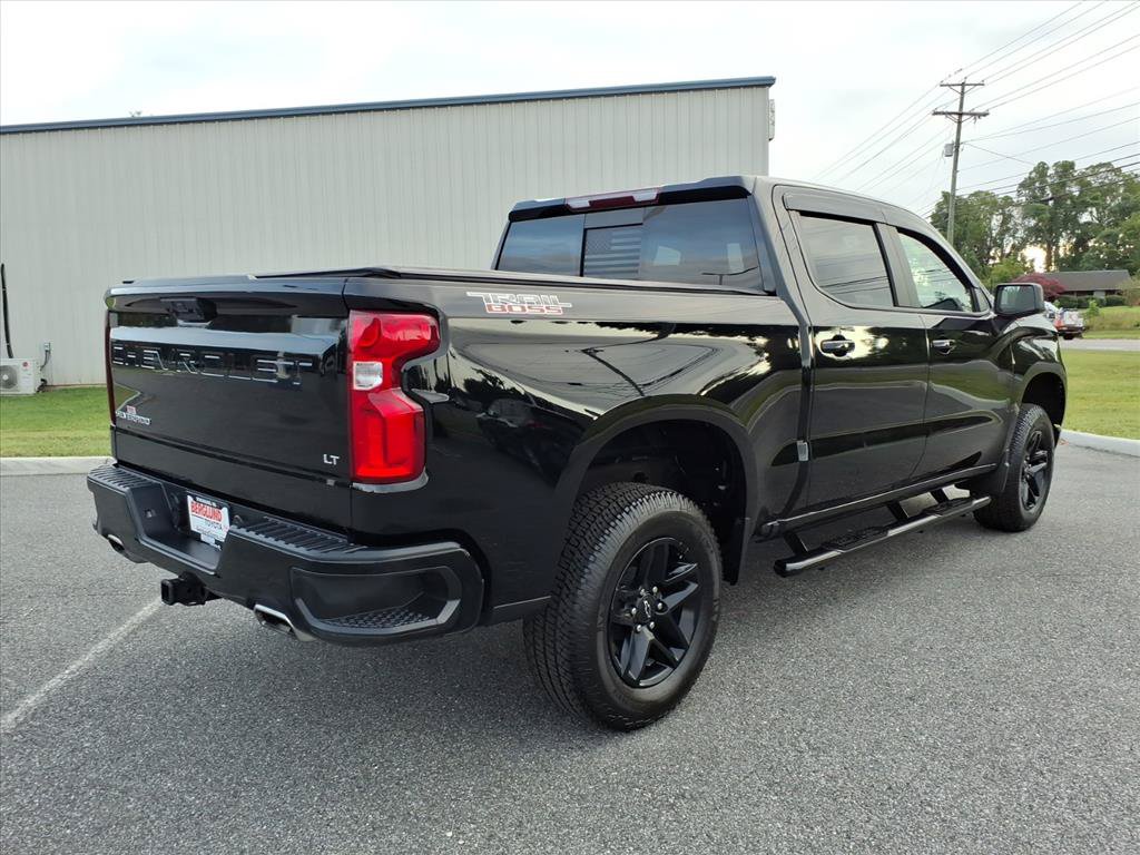 Used 2023 Chevrolet Silverado 1500 LT Trail Boss w/ Convenience Package II AWD/4WD image 4
