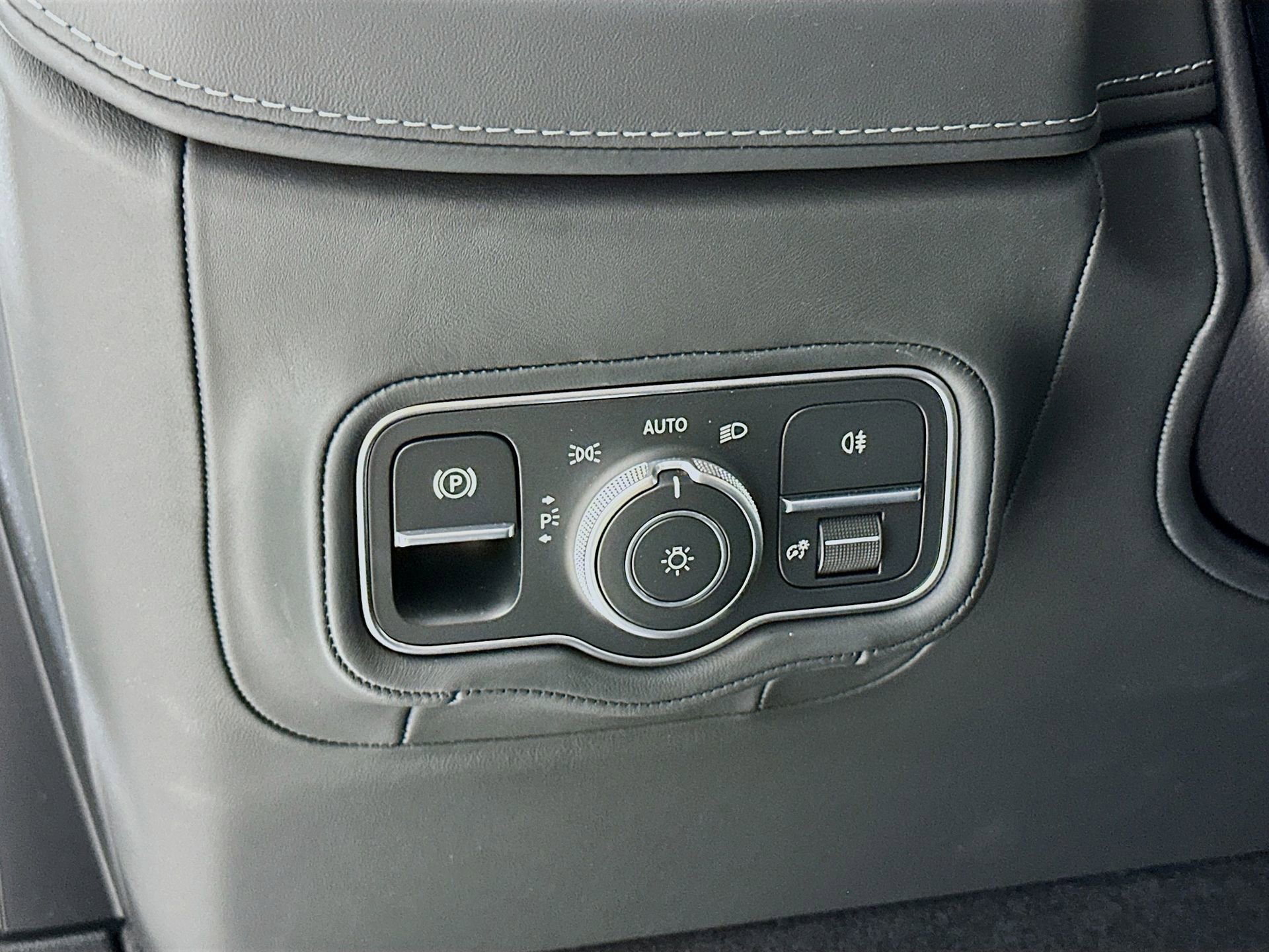 New 2026 Mercedes-Benz G 63 AMG 4MATIC image 11