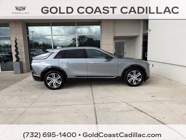 Certified 2024 Cadillac Lyriq Tech AWD/4WD image 4