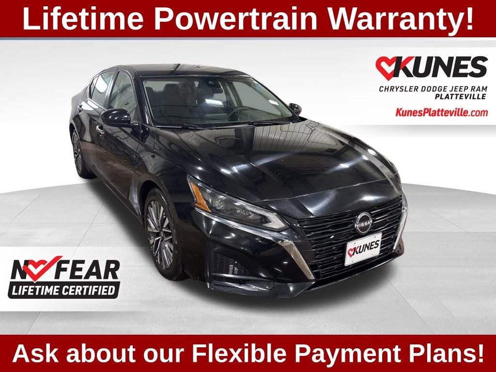 Used 2023 Nissan Altima 2.5 SV