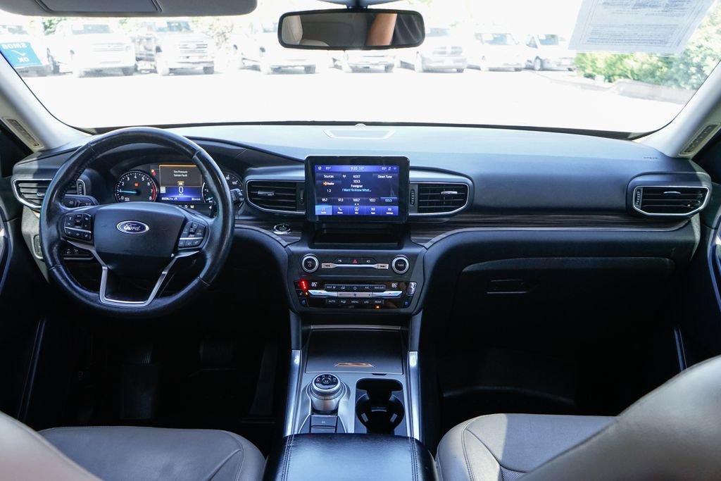Used 2020 Ford Explorer Limited image 28