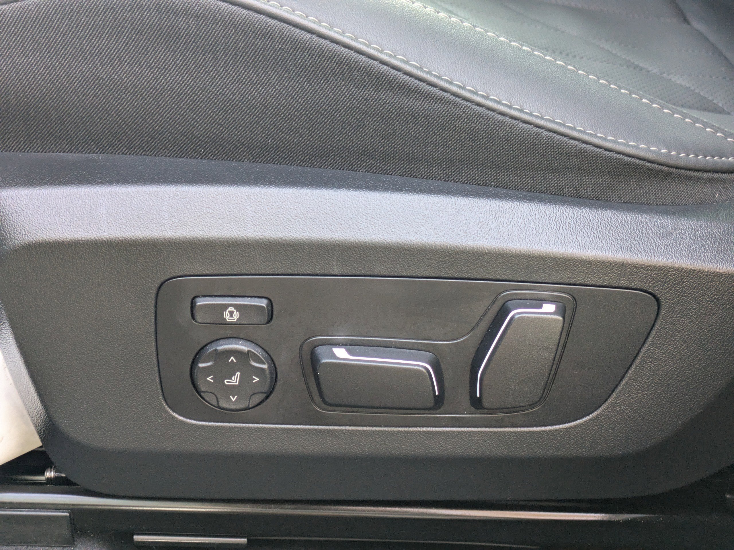 Used 2025 BMW X3 xDrive30i image 25