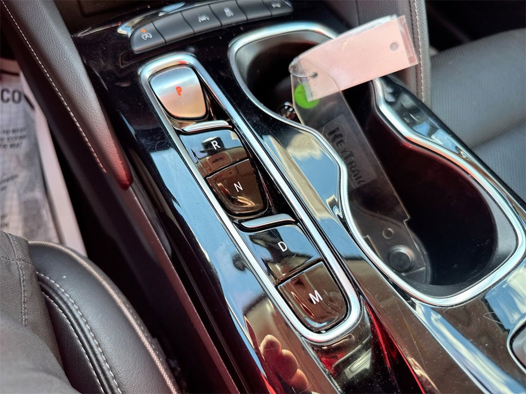 Used 2023 Buick Envision Essence image 16