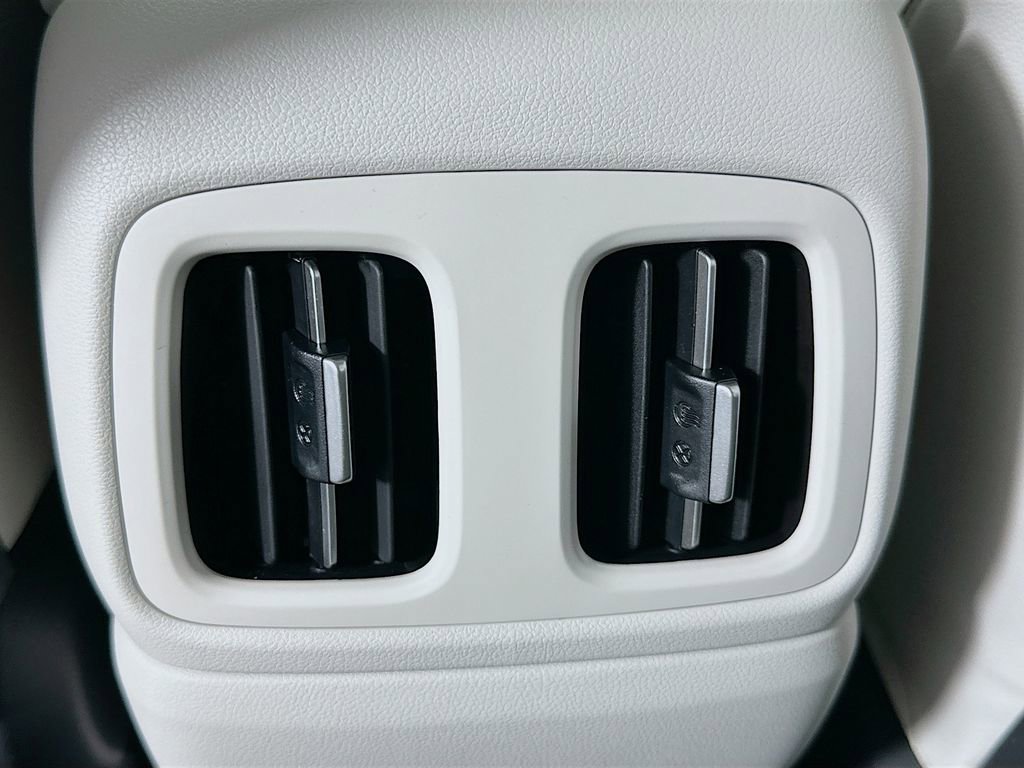 New 2026 Hyundai Tucson Limited image 18