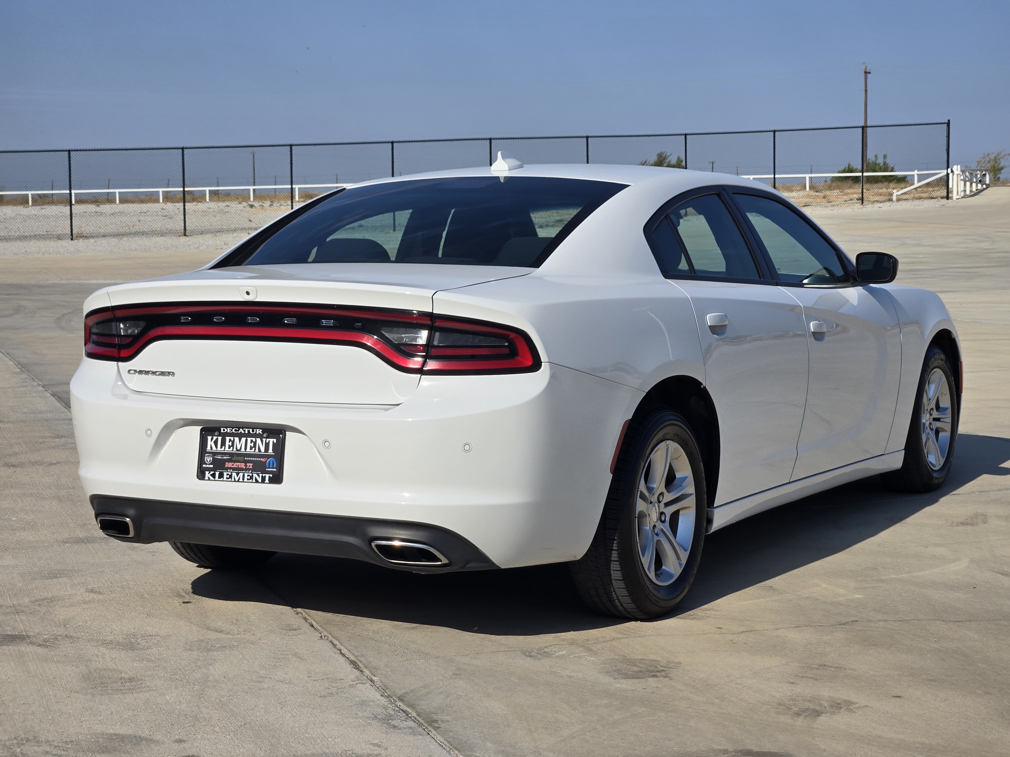 Used 2023 Dodge Charger SXT RWD image 8