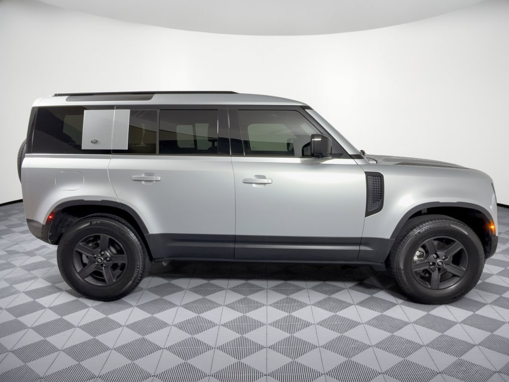Used 2023 Land Rover Defender 110 S AWD/4WD image 8