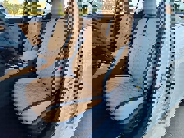 New 2025 Nissan Sentra SV w/ SV Premium Package image 6