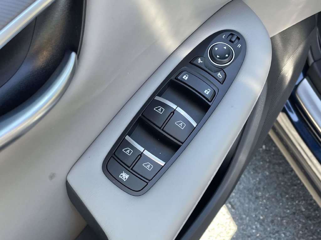 Used 2023 INFINITI QX50 Luxe FWD image 25