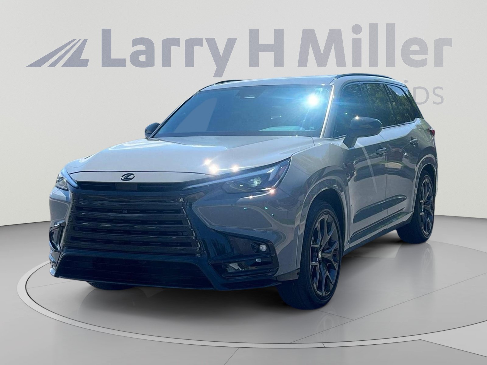 Used 2026 Lexus TX 500h AWD w/ Technology Package image 1