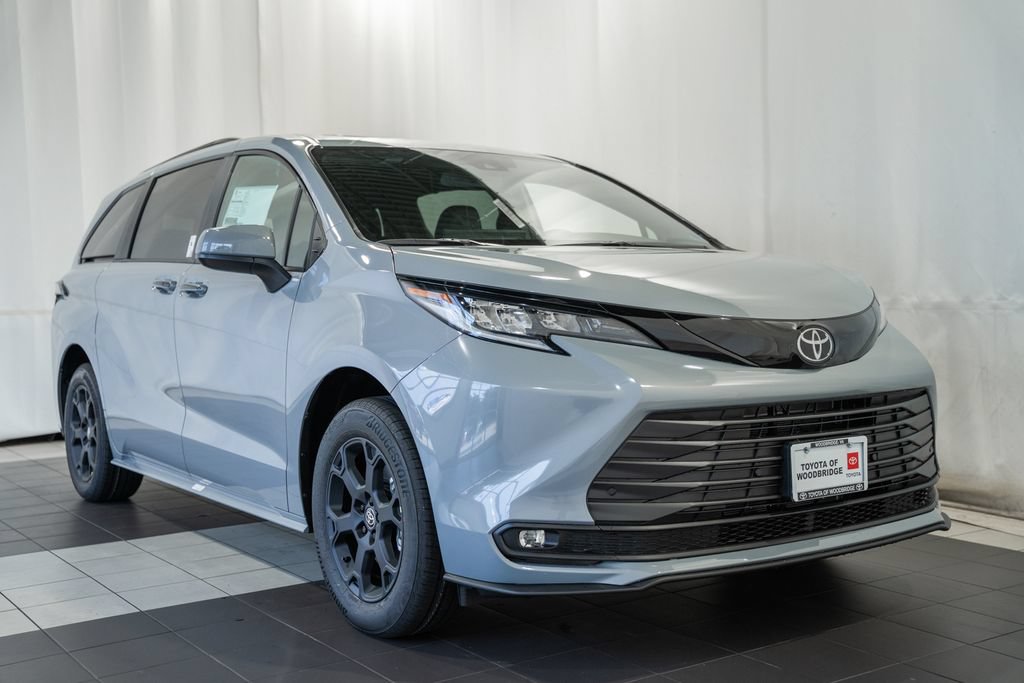 New 2026 Toyota Sienna XLE Woodland Edition