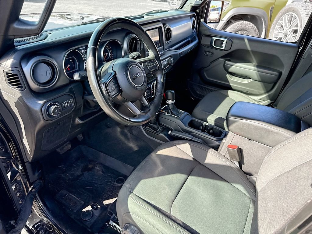 Used 2022 Jeep Wrangler Unlimited Sport AWD/4WD image 25