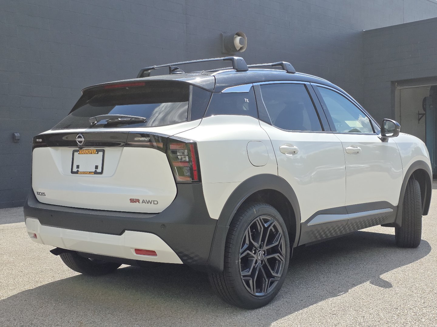 New 2026 Nissan Kicks SR AWD/4WD image 18