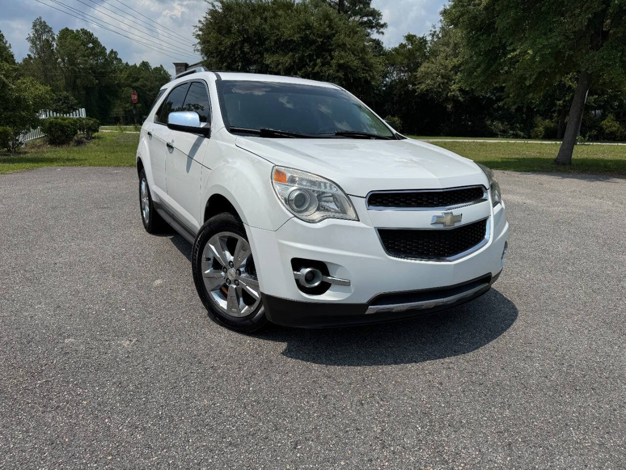 Used 2010 Chevrolet Equinox LTZ FWD image 37