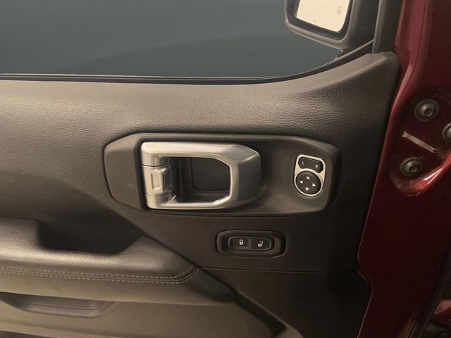 Used 2021 Jeep Wrangler Unlimited Rubicon w/ Trailer Tow Package image 30