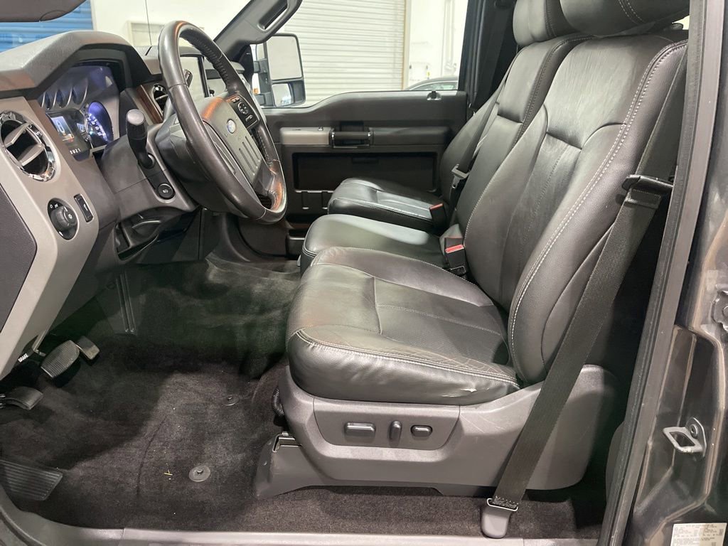 Used 2015 Ford F350 Lariat w/ Lariat Ultimate Package AWD/4WD image 8