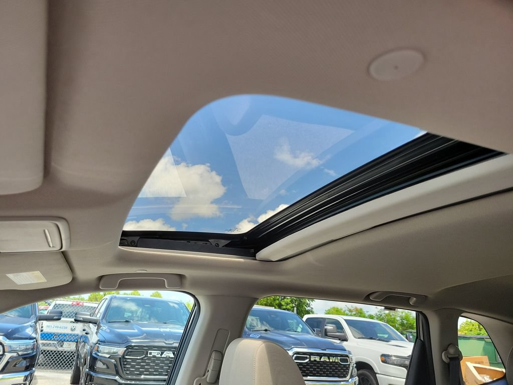 Used 2026 Honda CR-V EX image 20