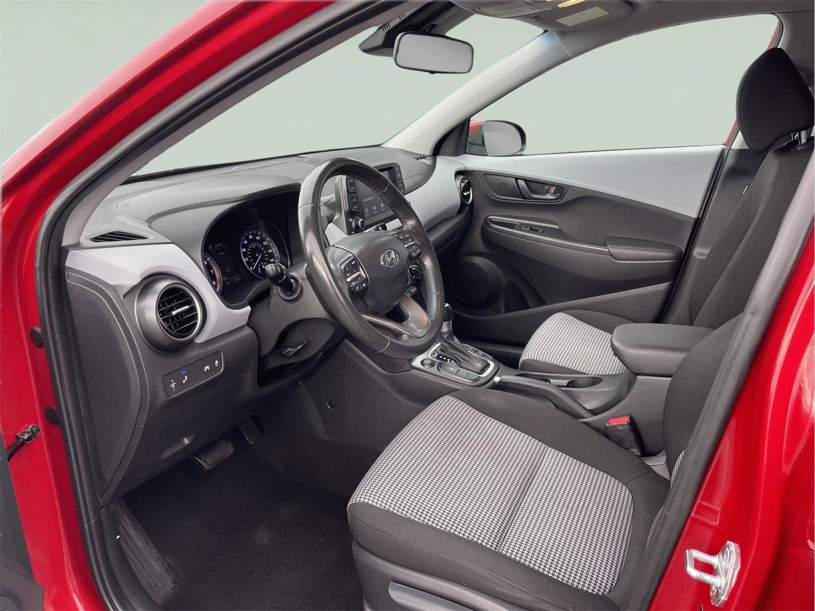 Used 2021 Hyundai Kona SEL w/ Cargo Package AWD/4WD image 11