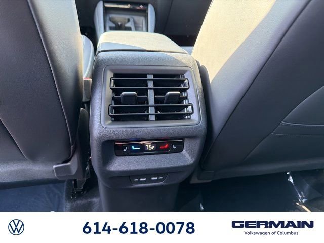 New 2026 Volkswagen Tiguan SEL R-Line image 18