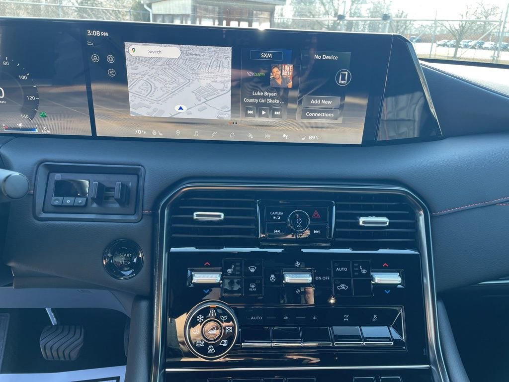 Used 2025 Nissan Armada PRO-4X image 15