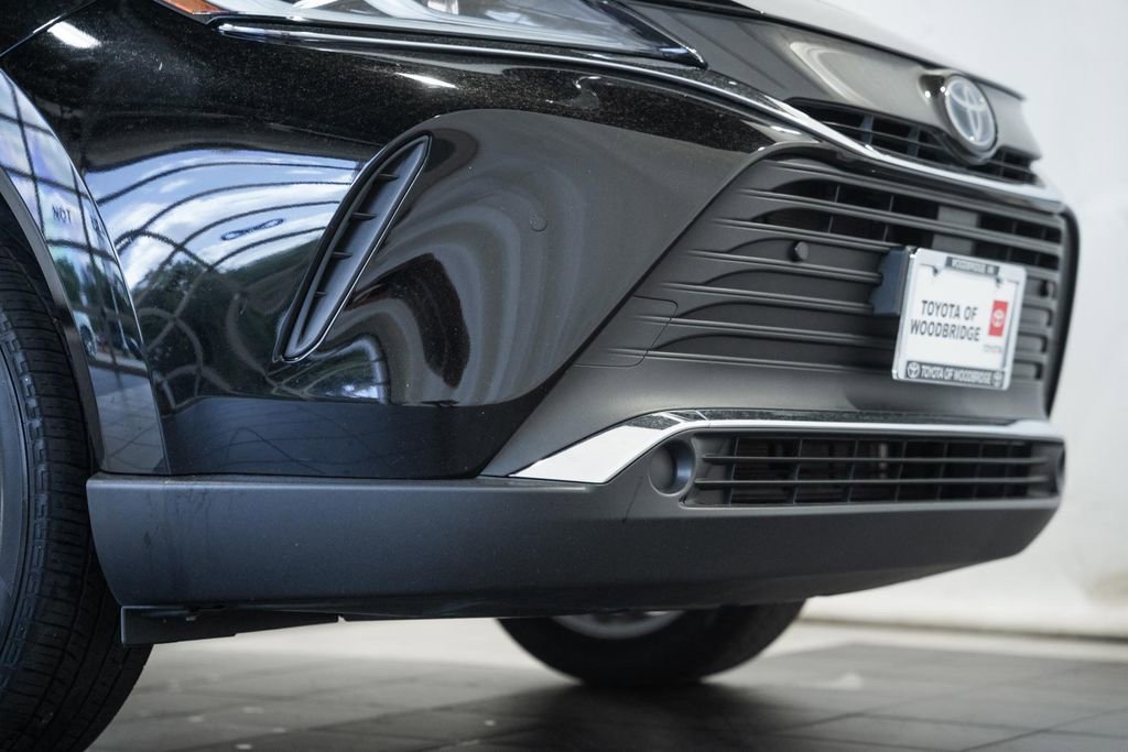 Used 2021 Toyota Venza XLE w/ Softex Package image 14