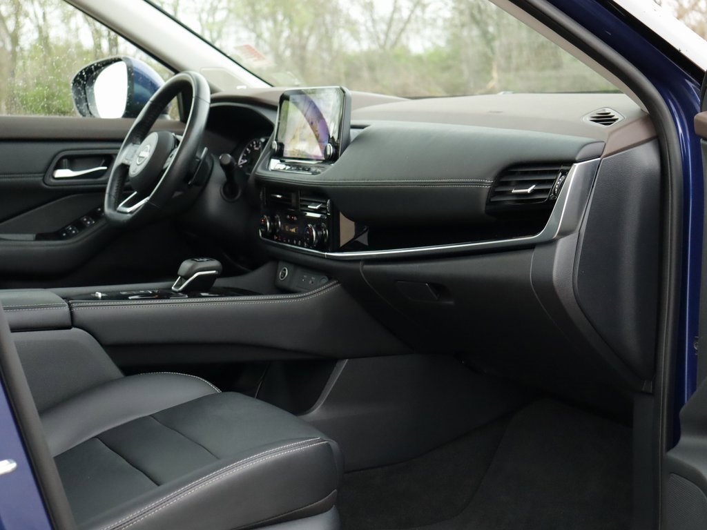 Used 2023 Nissan Rogue SL w/ SL Premium Package image 35