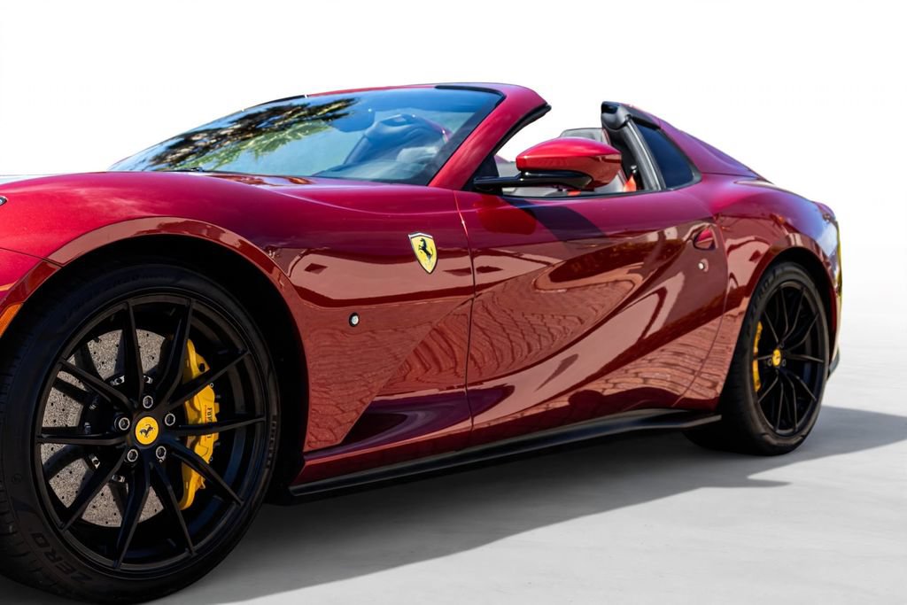 Certified 2022 Ferrari 812 GTS RWD image 31