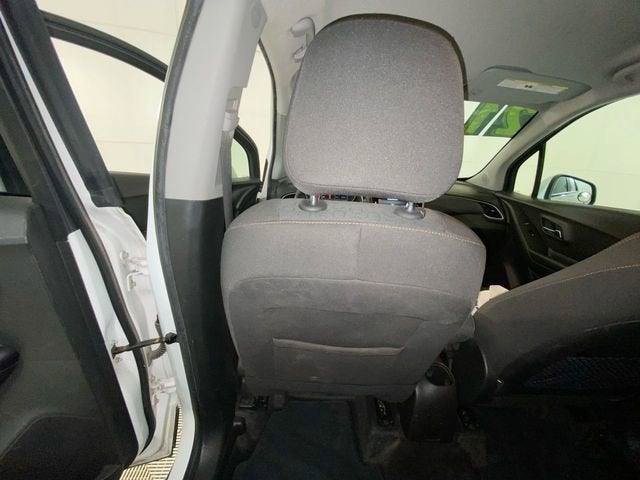 Used 2021 Chevrolet Trax LS w/ Tint and Cruise Package FWD image 39