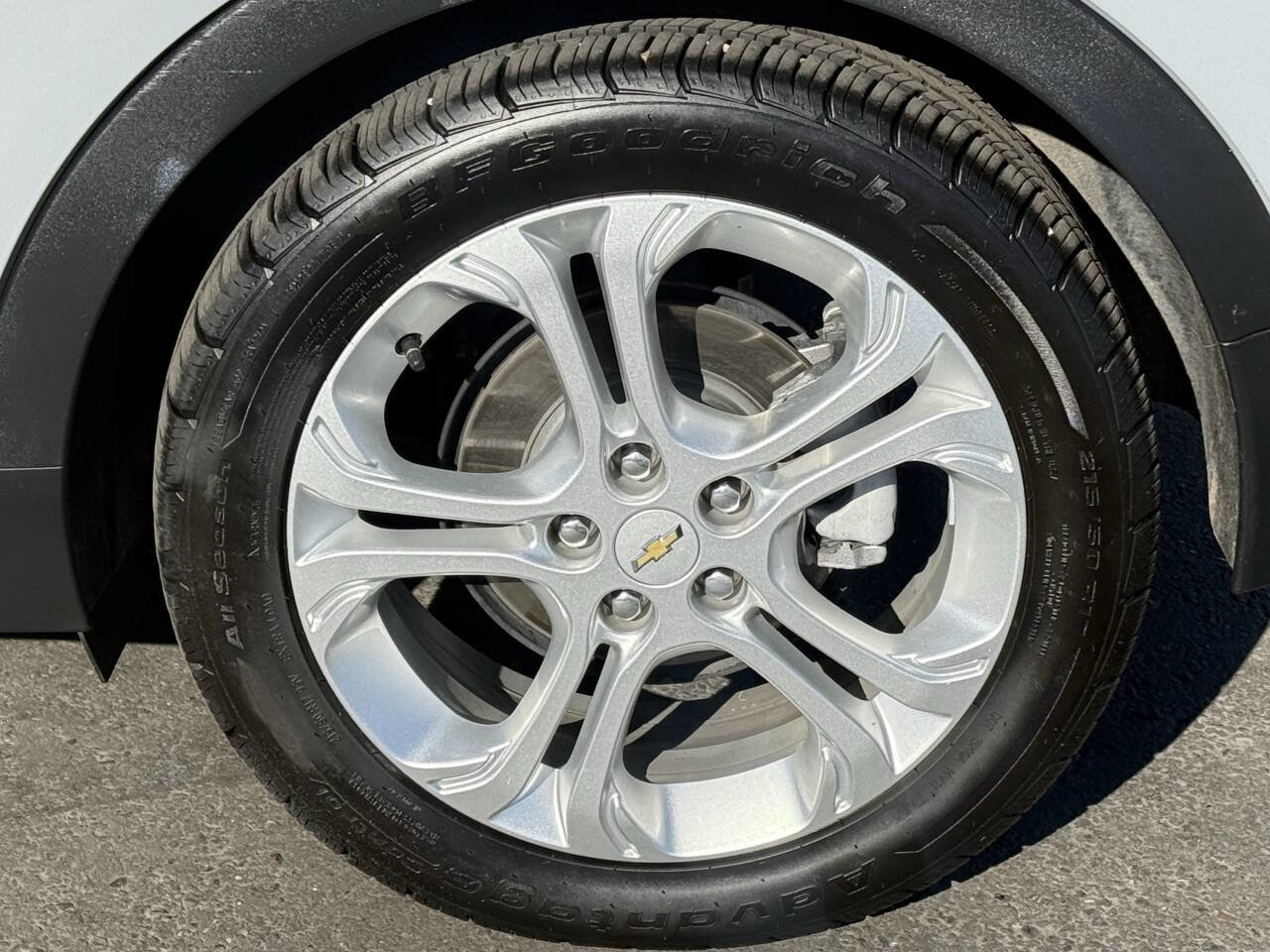 Used 2019 Chevrolet Bolt LT image 13