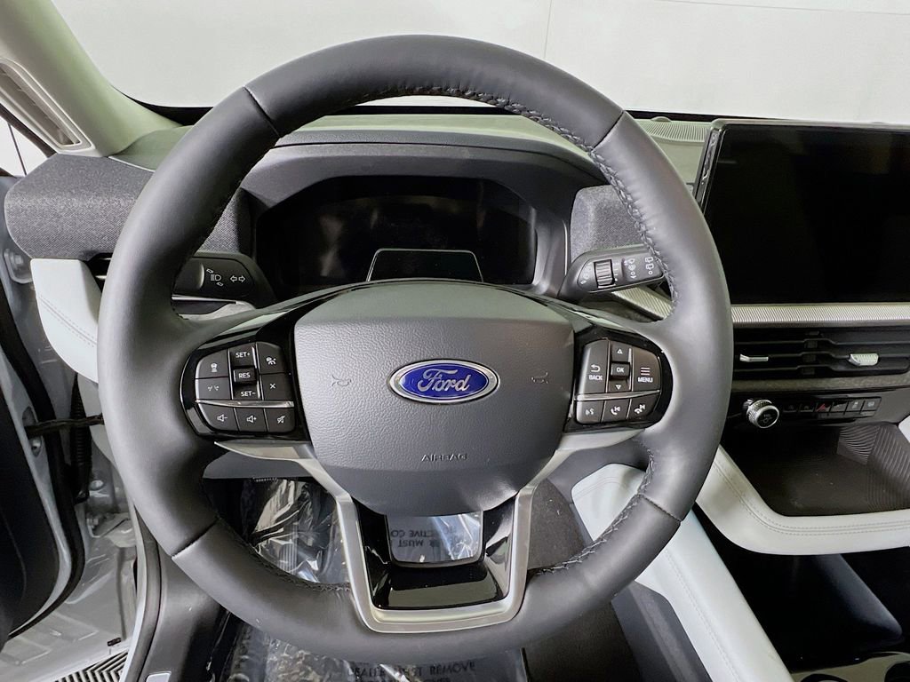 New 2026 Ford Explorer Platinum w/ LUX Leather Package image 40