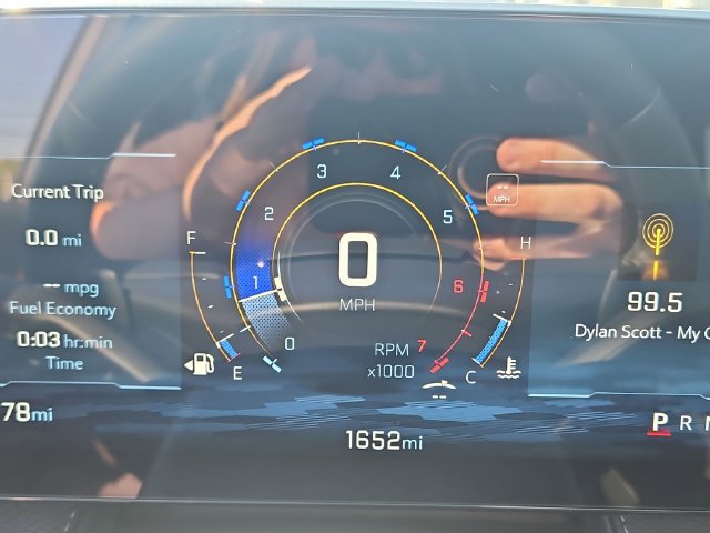 Used 2026 Chevrolet Equinox LT w/ Safety and Technology Package FWD image 16