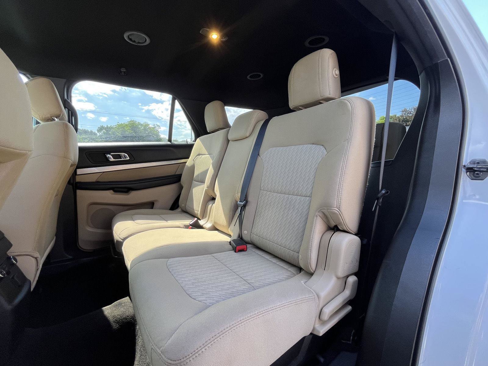 Used 2016 Ford Explorer FWD image 16