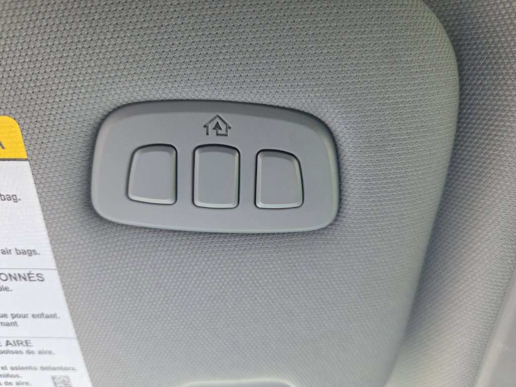 Used 2023 Ford Explorer Limited image 30