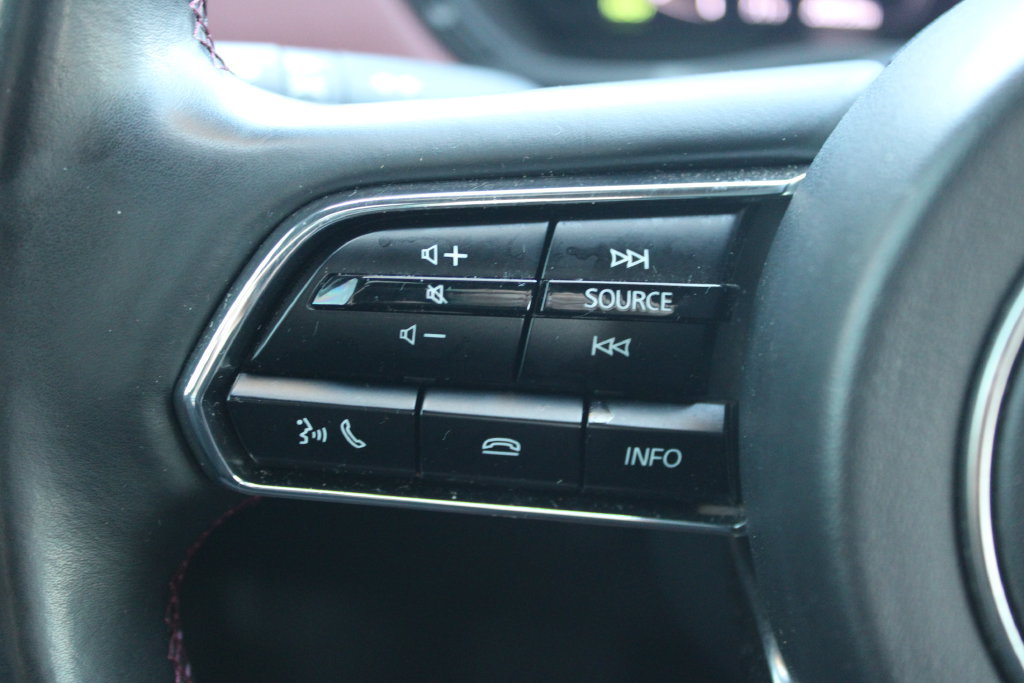 Used 2025 MAZDA CX-70 Plug-In Hybrid w/ Premium Plus AWD/4WD image 35
