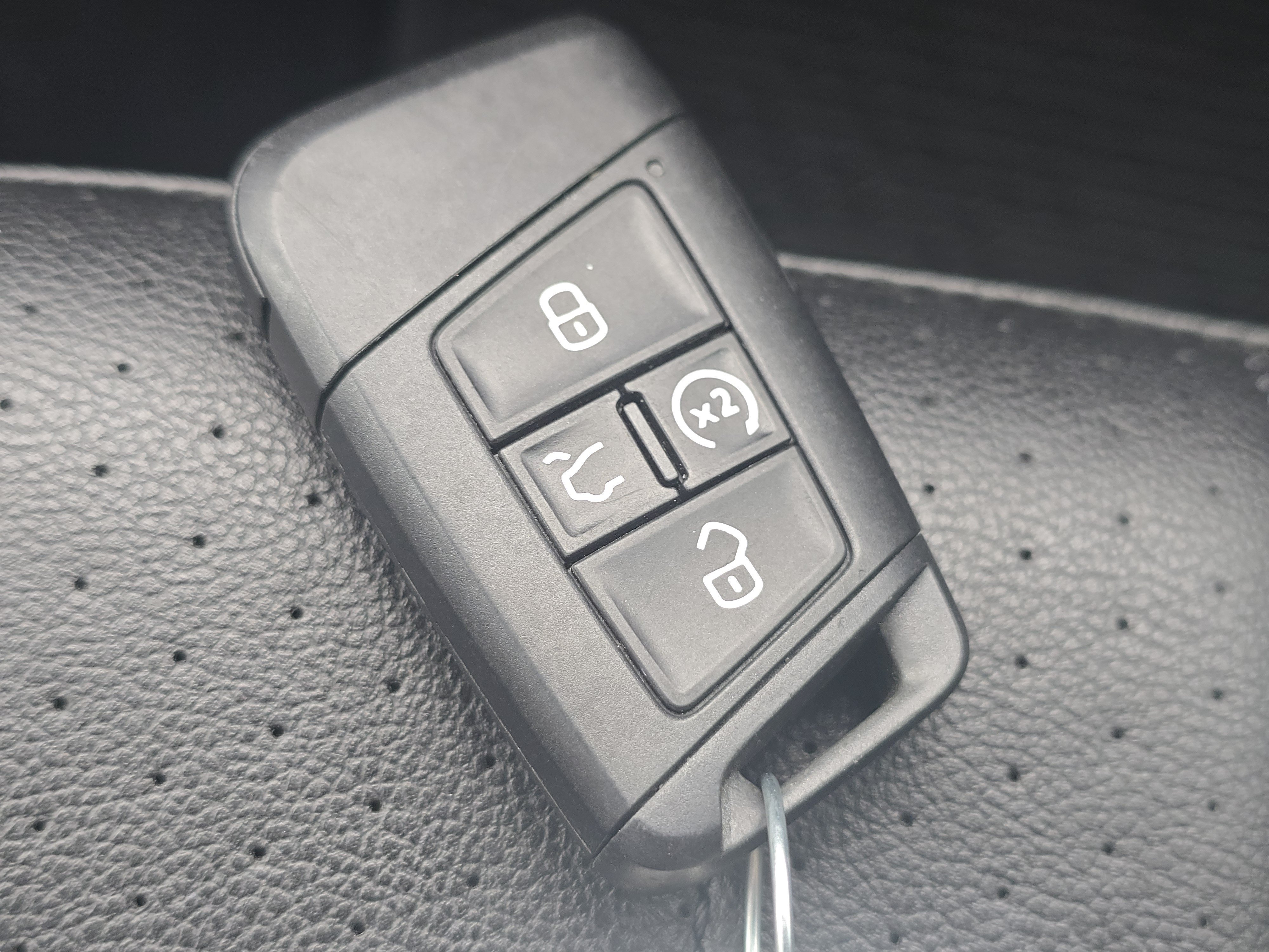 Certified 2024 Volkswagen Tiguan SE AWD/4WD image 27