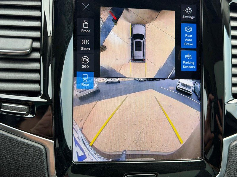Certified 2024 Volvo XC90 B6 Plus w/ Protection Package Premier AWD/4WD image 22