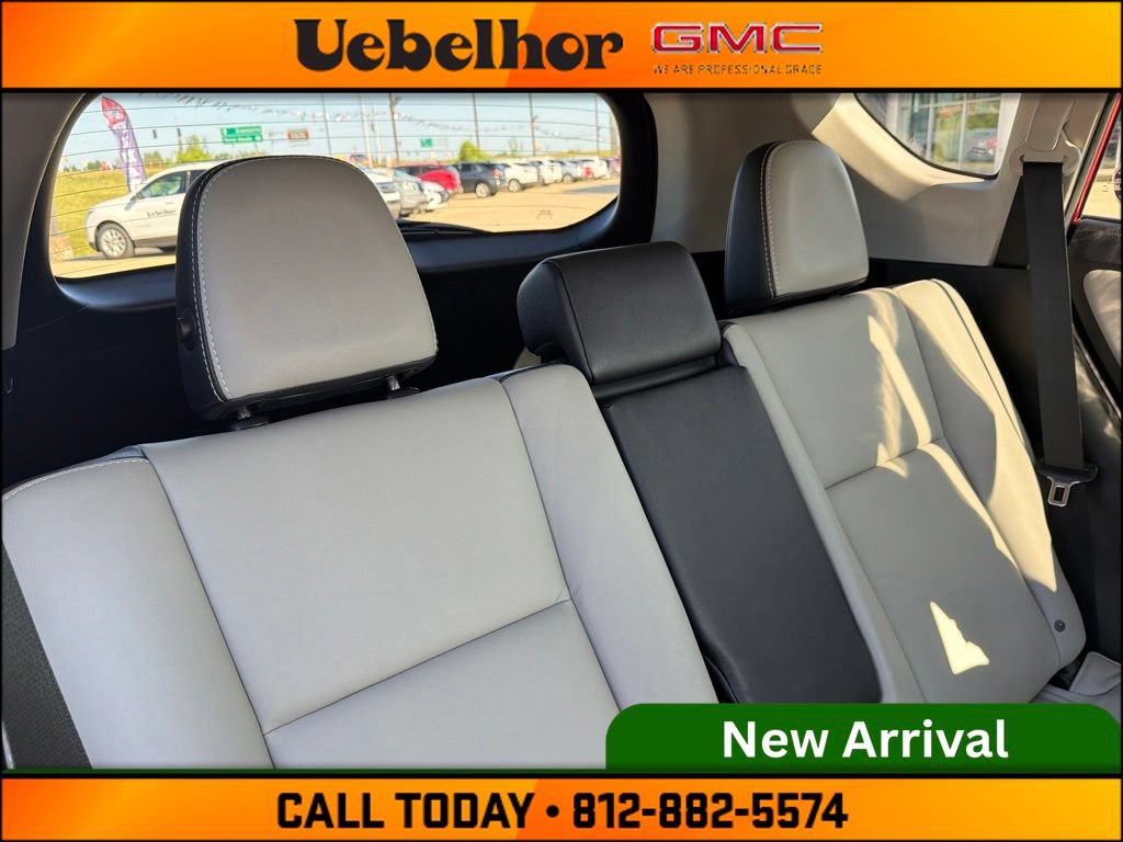 Used 2017 Toyota RAV4 Limited FWD image 5