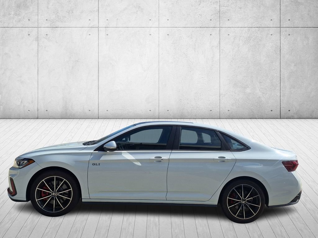 Used 2025 Volkswagen Jetta GLI Autobahn image 2