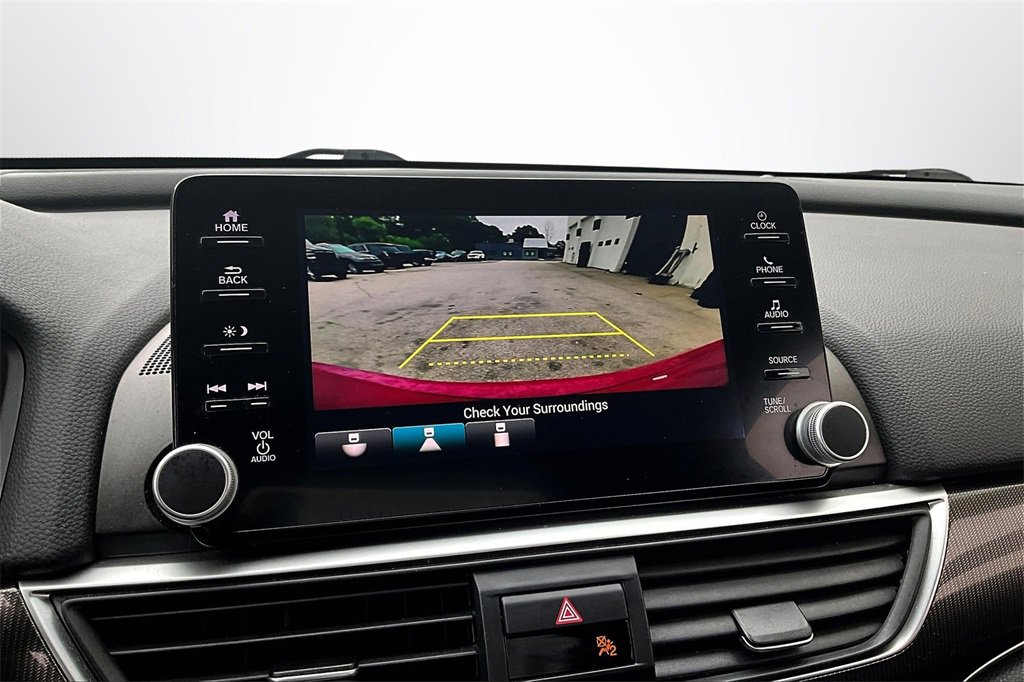 Used 2018 Honda Accord Sport image 13