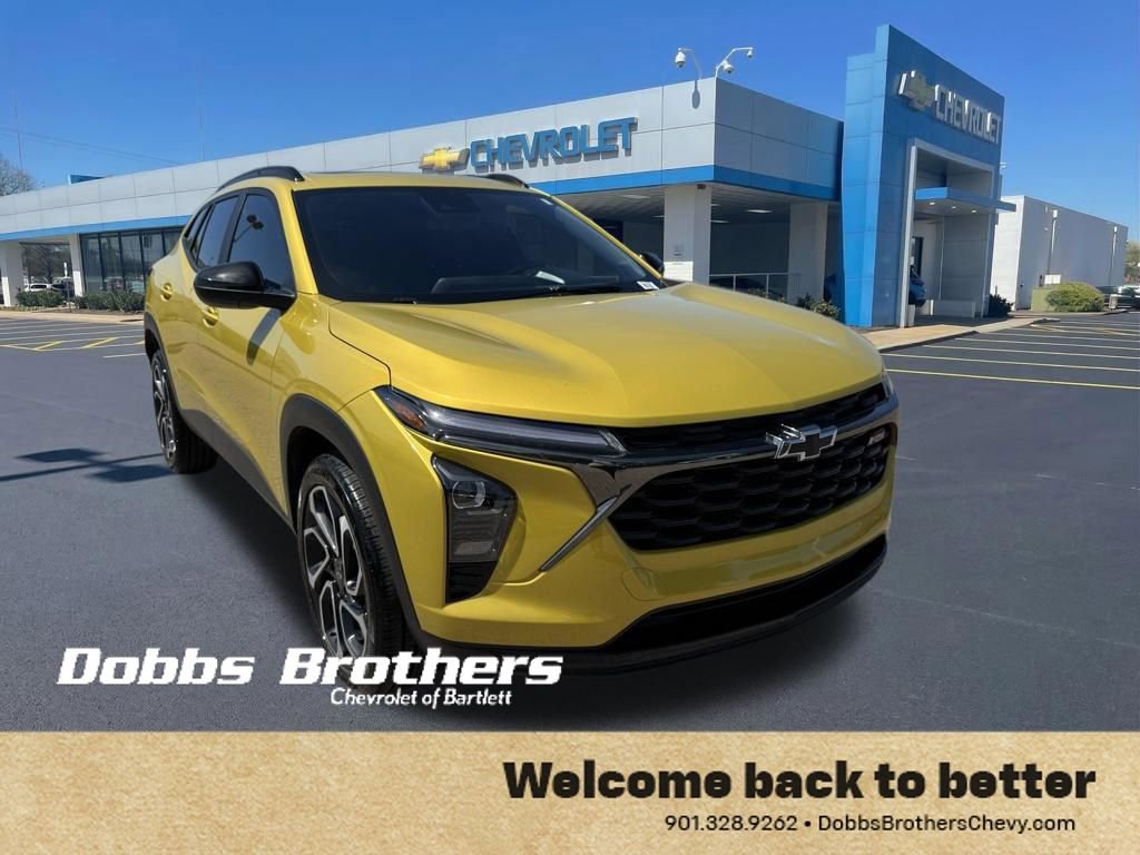 Used 2024 Chevrolet Trax RS w/ Sunroof Package image 1