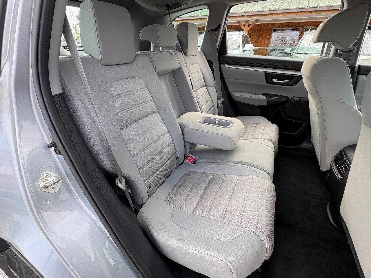 Used 2017 Honda CR-V LX image 25