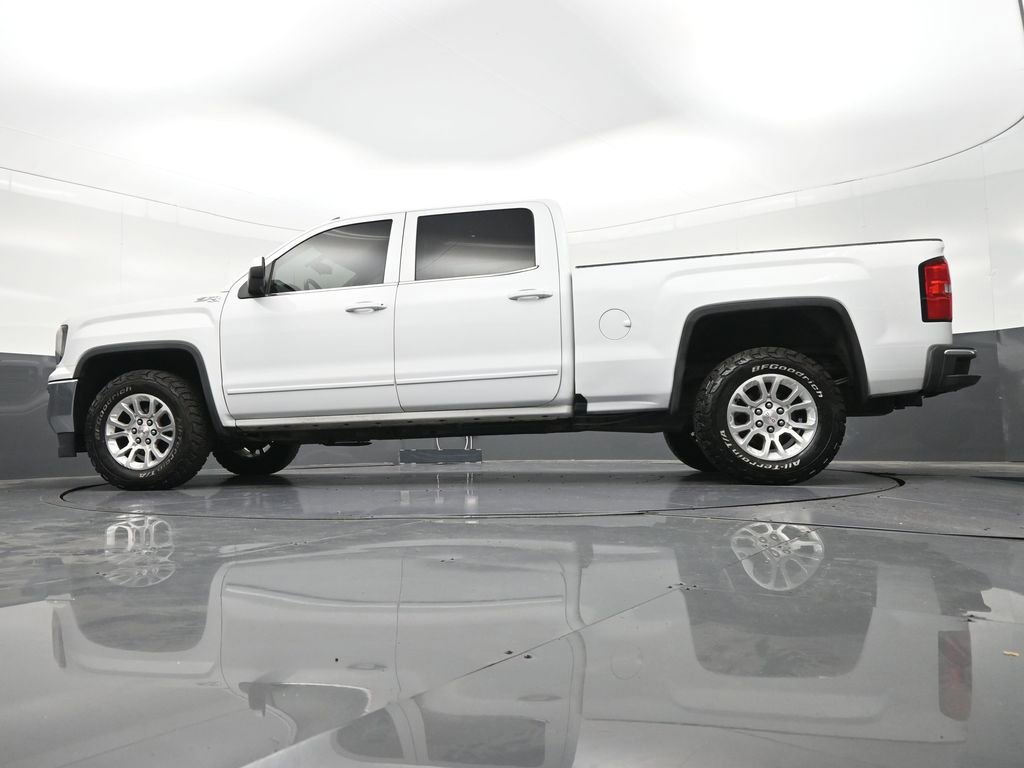 Used 2018 GMC Sierra 1500 SLE w/ Suspension Package, Off-Road image 28