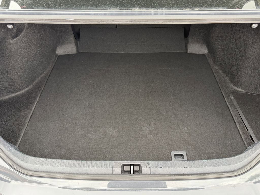 Used 2025 Toyota Camry LE FWD image 29