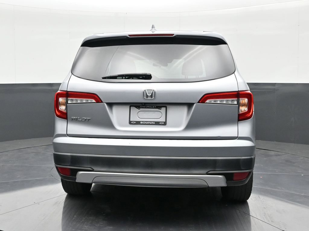 Used 2021 Honda Pilot EX image 4