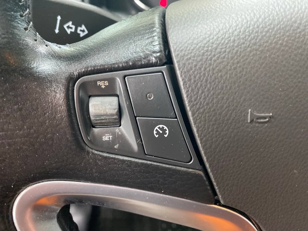 Used 2015 Chevrolet Captiva Sport LT FWD image 30