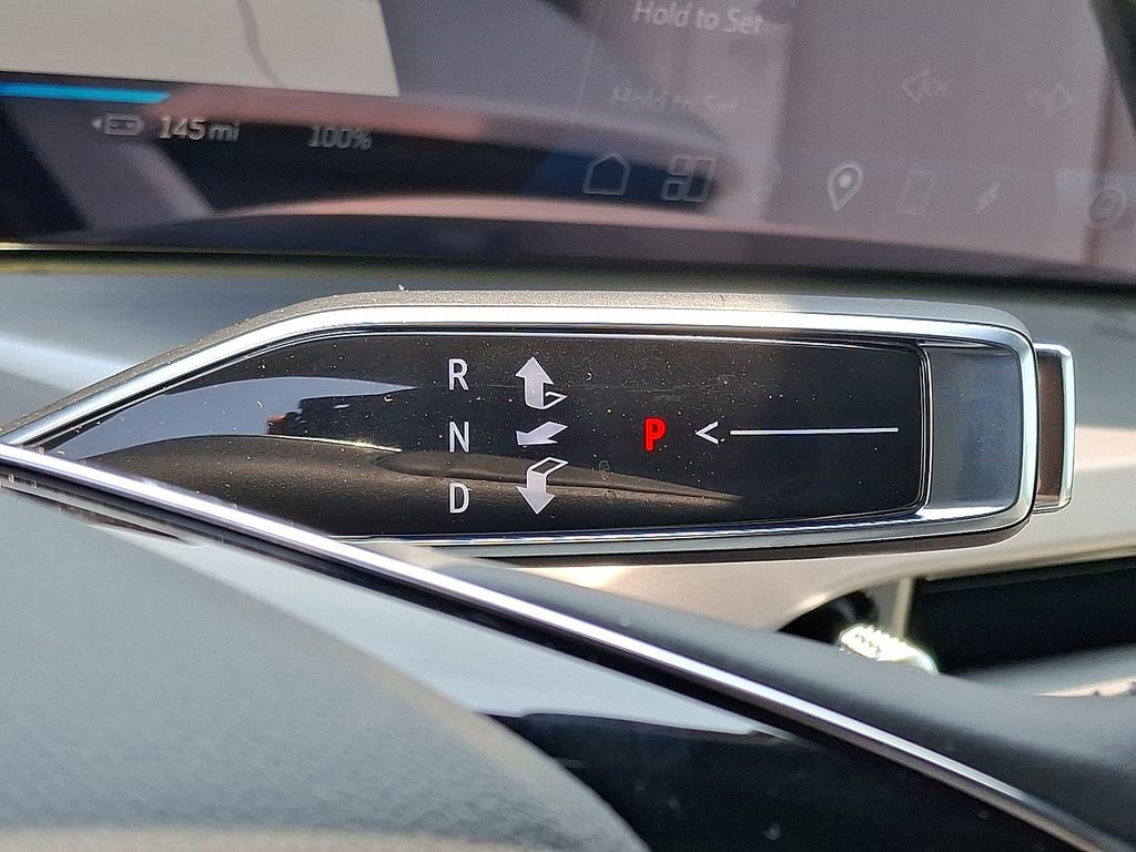 New 2026 Cadillac Vistiq Sport image 36