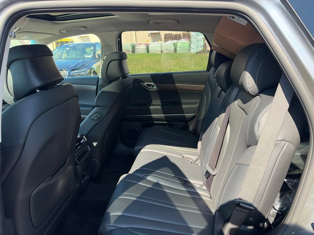 New 2027 Genesis GV80 2.5T Select AWD/4WD image 14